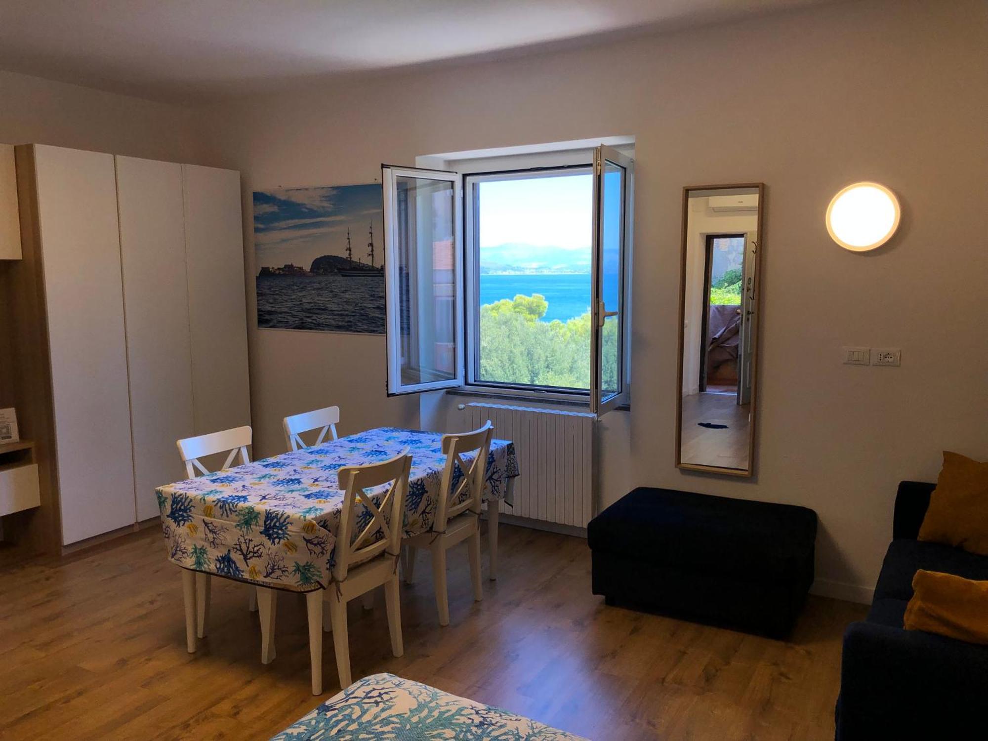 La Finestra Sul Mare Apartment Gaeta Exterior photo